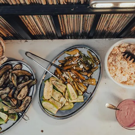 Albania * Тирана