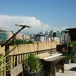 Vandrerhjem Albania Tirana