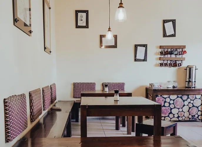 알바니아 * 티라나